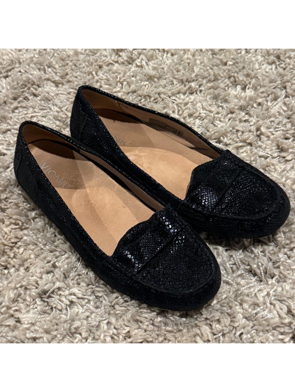 Vionic Black Snake Larrun 8.5
